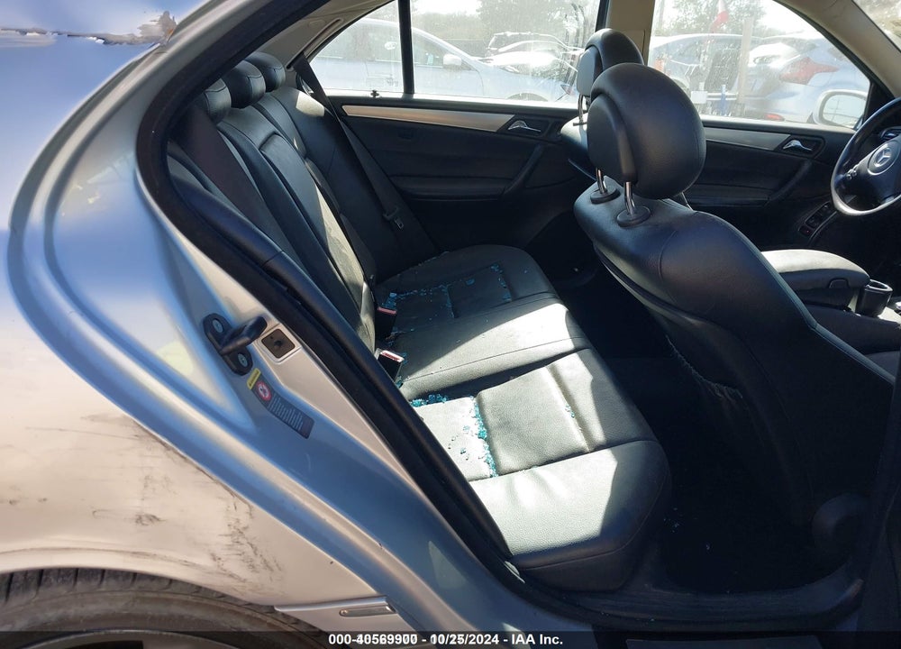 2005 MERCEDES-BENZ C 230 KOMPRESSOR SPORT VIN: WDBRF40J85F617221