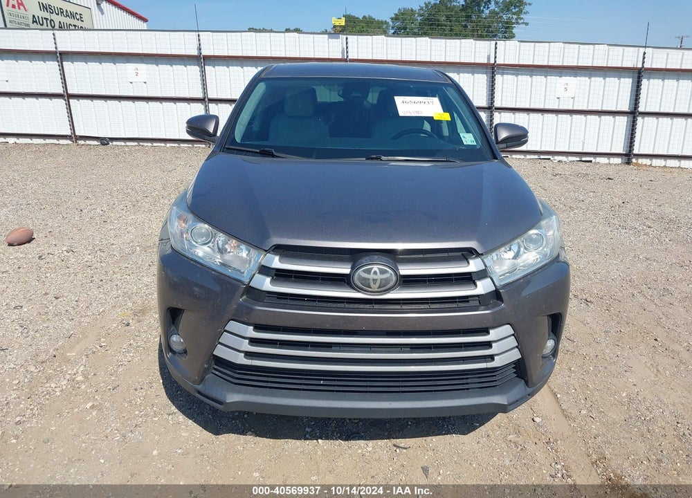 2017 TOYOTA HIGHLANDER LE PLUS VIN: 5TDZZRFH4HS206011