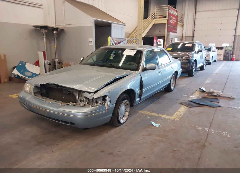 2001 FORD CROWN VICTORIA VIN: 2FAFP74W61X140544