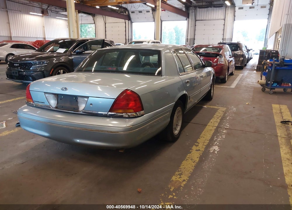 2001 FORD CROWN VICTORIA VIN: 2FAFP74W61X140544