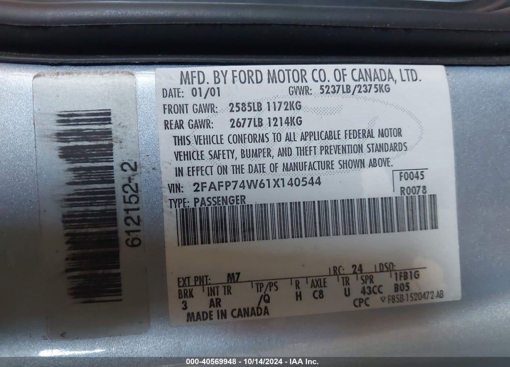 2001 FORD CROWN VICTORIA VIN: 2FAFP74W61X140544