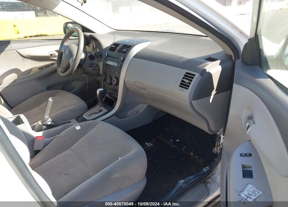 2010 TOYOTA COROLLA LE VIN: 1NXBU4EE3AZ268135
