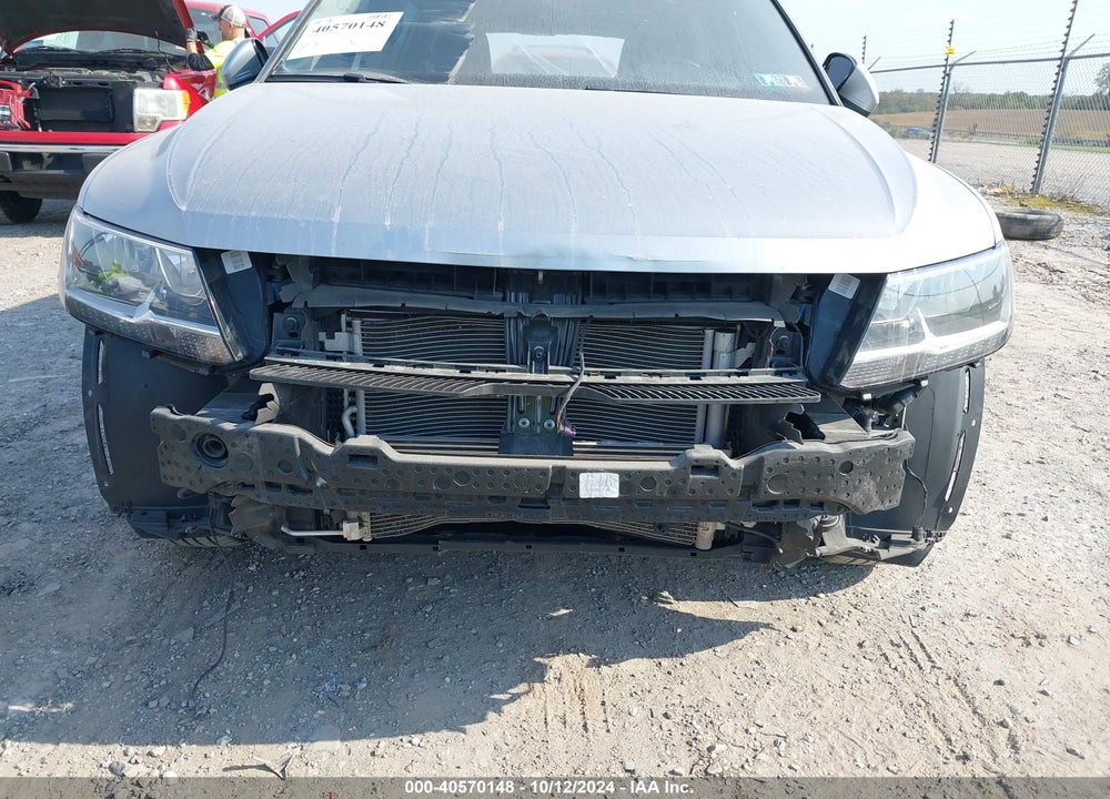 2019 VOLKSWAGEN TIGUAN 2.0T SE/2.0T SEL/2.0T SEL R-LINE/2.0T SEL R-LINE BLACK VIN: 3VV2B7AX9KM138158
