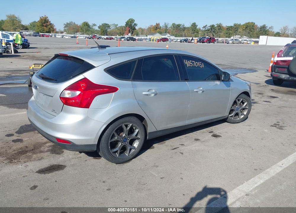 2014 FORD FOCUS SE VIN: 1FADP3K27EL422033