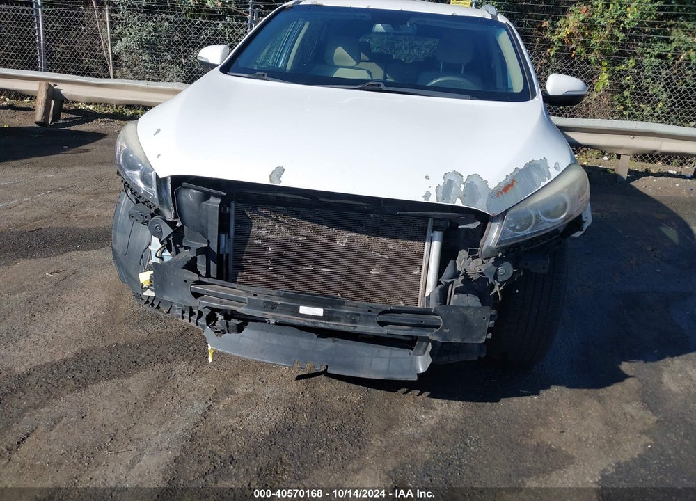 2016 KIA SORENTO 3.3L LX VIN: 5XYPGDA54GG159894