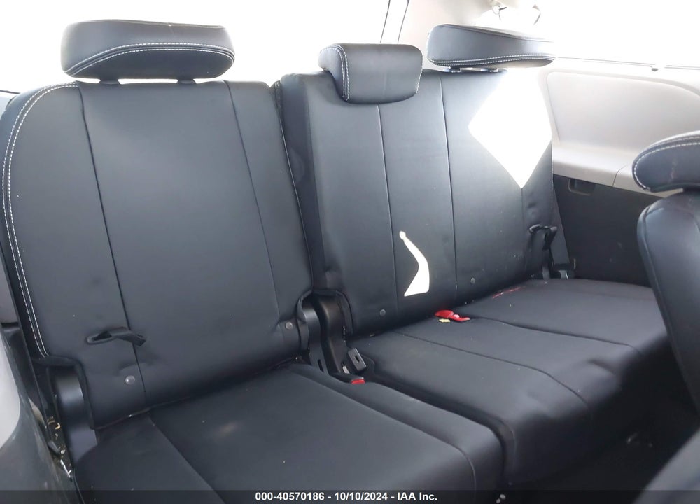2017 TOYOTA SIENNA SE VIN: 5TDXZ3DC3HS873146
