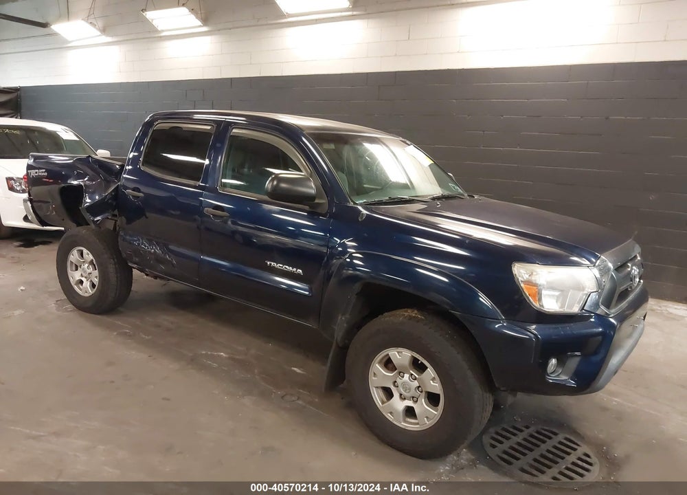 2013 TOYOTA TACOMA DOUBLE CAB VIN: 3TMLU4EN8DM110570