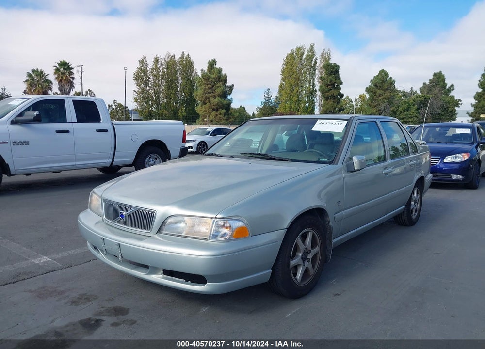 2000 VOLVO S70 SE VIN: YV1LS61J5Y2662278