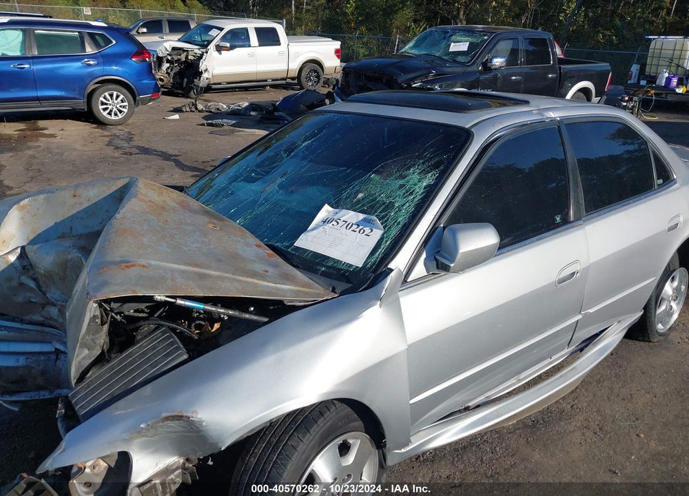 2001 HONDA ACCORD 3.0 EX VIN: 1HGCG16521A011791