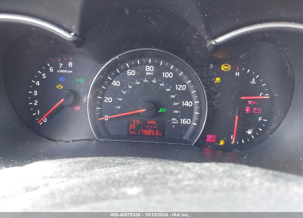2014 KIA SORENTO LX VIN: 5XYKT3A60EG455131