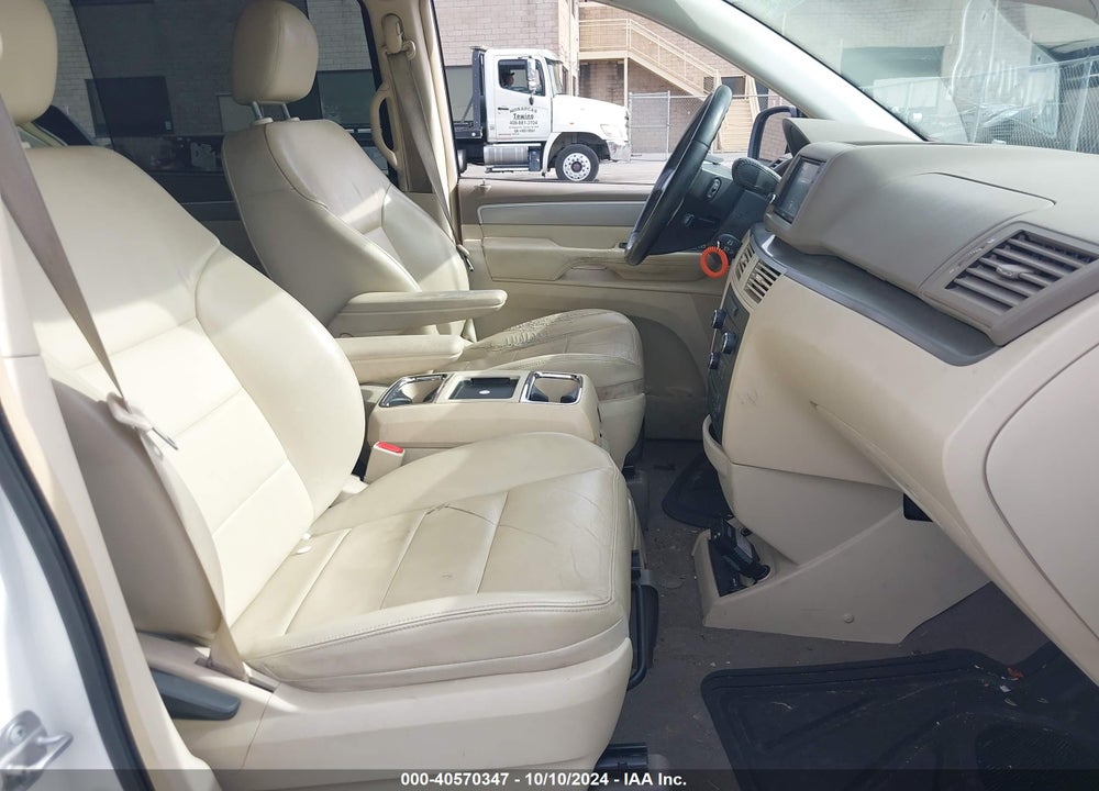 2009 VOLKSWAGEN ROUTAN VIN: 2V8HW54X99R599154