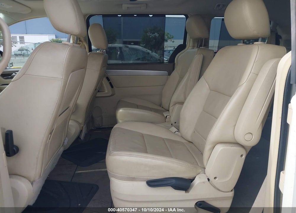 2009 VOLKSWAGEN ROUTAN VIN: 2V8HW54X99R599154