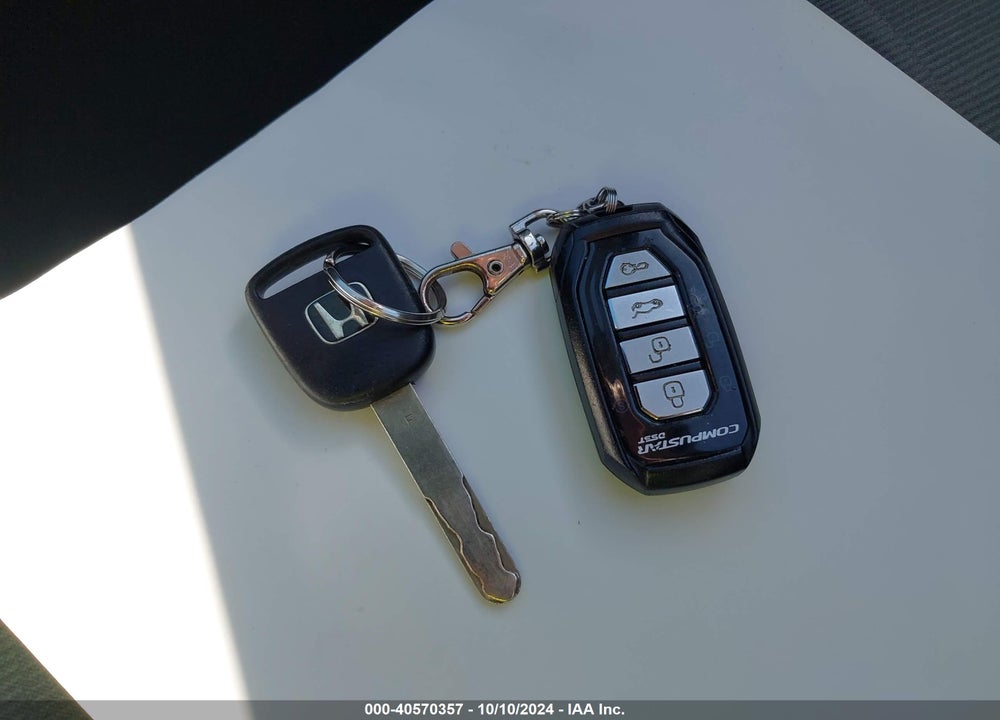 2004 HONDA CIVIC LX VIN: 2HGES16694H604490