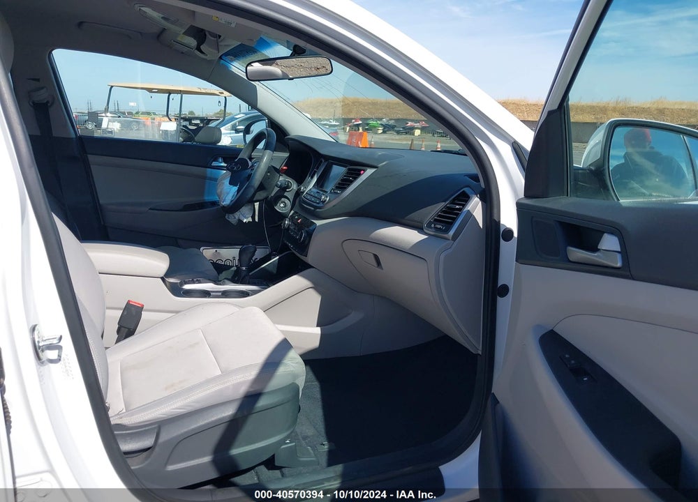 2018 HYUNDAI TUCSON SEL VIN: KM8J3CA46JU825402
