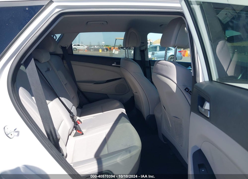 2018 HYUNDAI TUCSON SEL VIN: KM8J3CA46JU825402