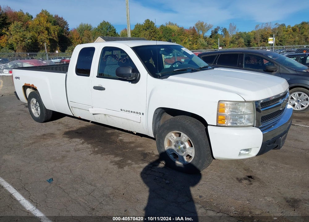2007 CHEVROLET SILVERADO 1500 LT1 VIN: 1GCEK19J37E503360