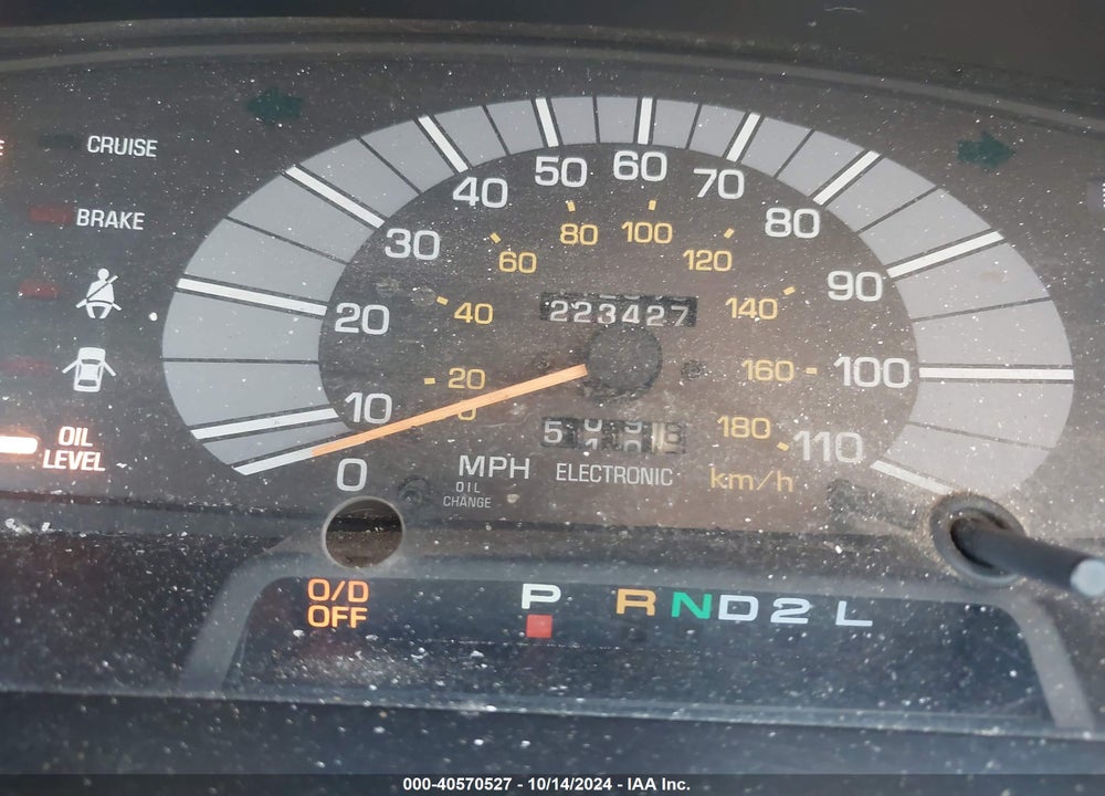 1991 TOYOTA PREVIA LE VIN: JT3AC12R5M0044907