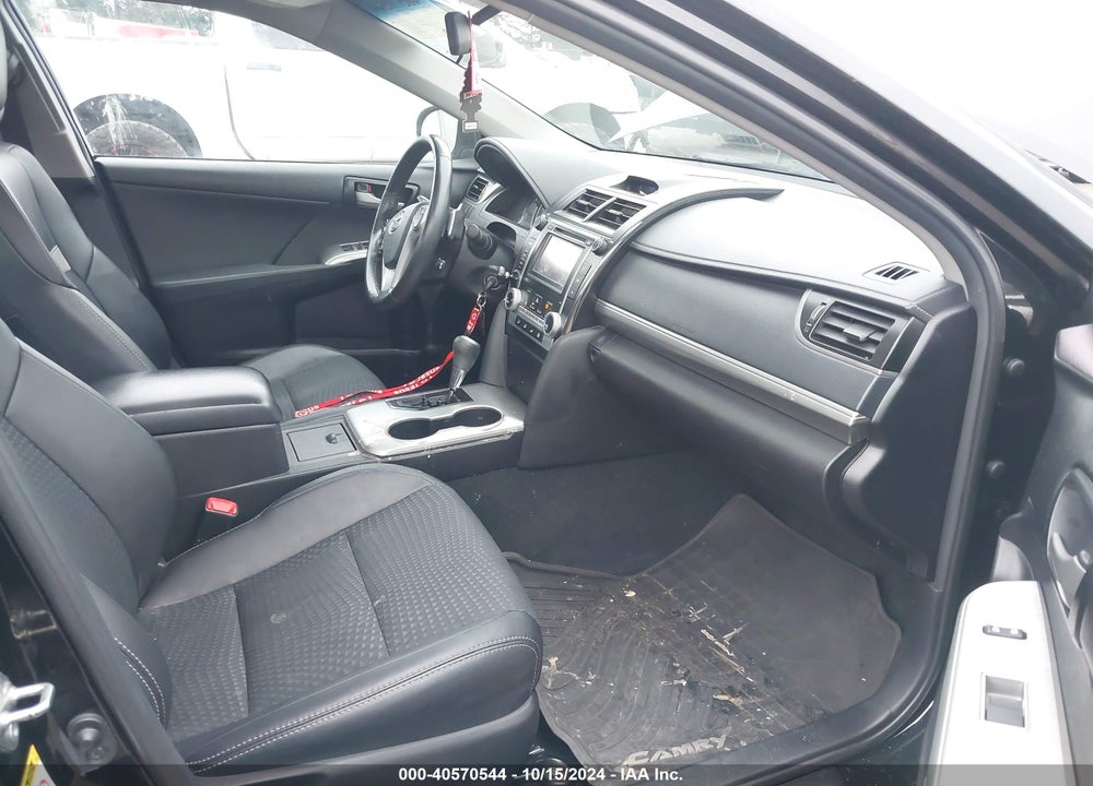 2013 TOYOTA CAMRY SE VIN: 4T1BF1FK2DU296297