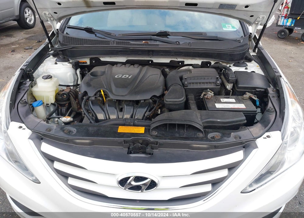 2014 HYUNDAI SONATA GLS VIN: 5NPEB4AC4EH906095