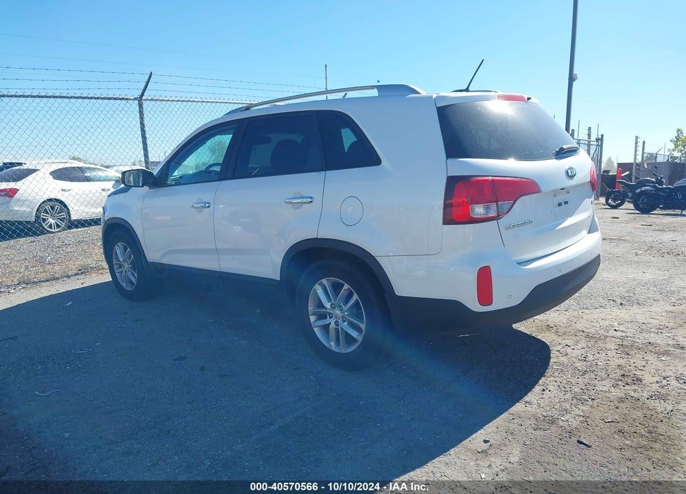 2015 KIA SORENTO LX VIN: 5XYKT4A63FG635159