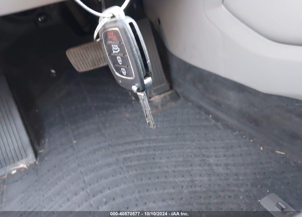 2016 HYUNDAI TUCSON SE VIN: KM8J23A43GU240546