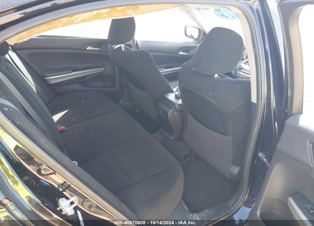 2010 HONDA ACCORD 2.4 EX VIN: 1HGCP2F75AA073497