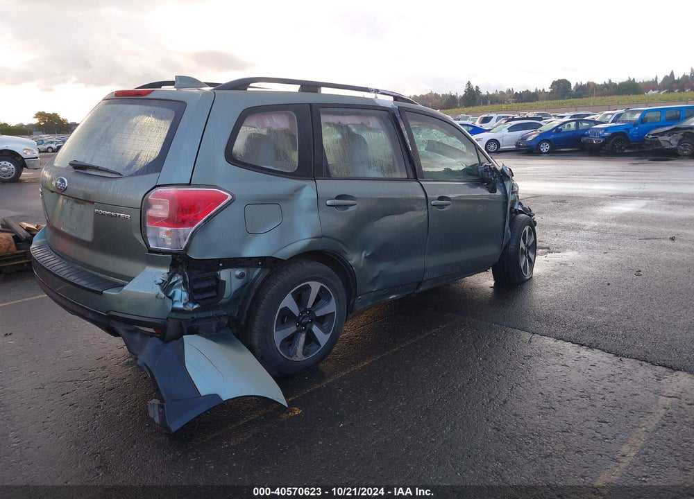 2018 SUBARU FORESTER 2.5I VIN: JF2SJABCXJH581188
