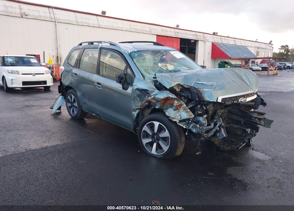 2018 SUBARU FORESTER 2.5I VIN: JF2SJABCXJH581188