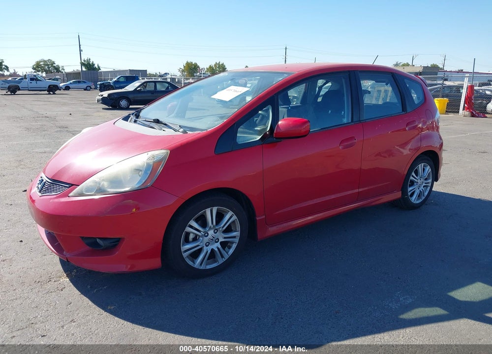 2011 HONDA FIT SPORT VIN: JHMGE8H55BS008387