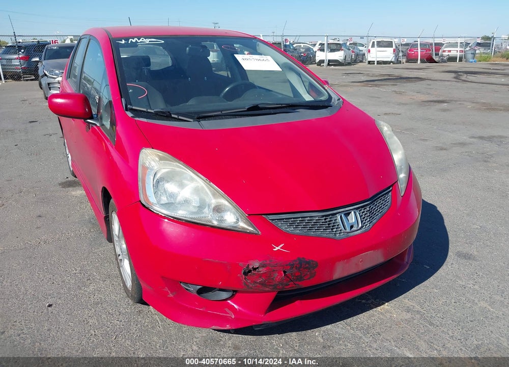 2011 HONDA FIT SPORT VIN: JHMGE8H55BS008387