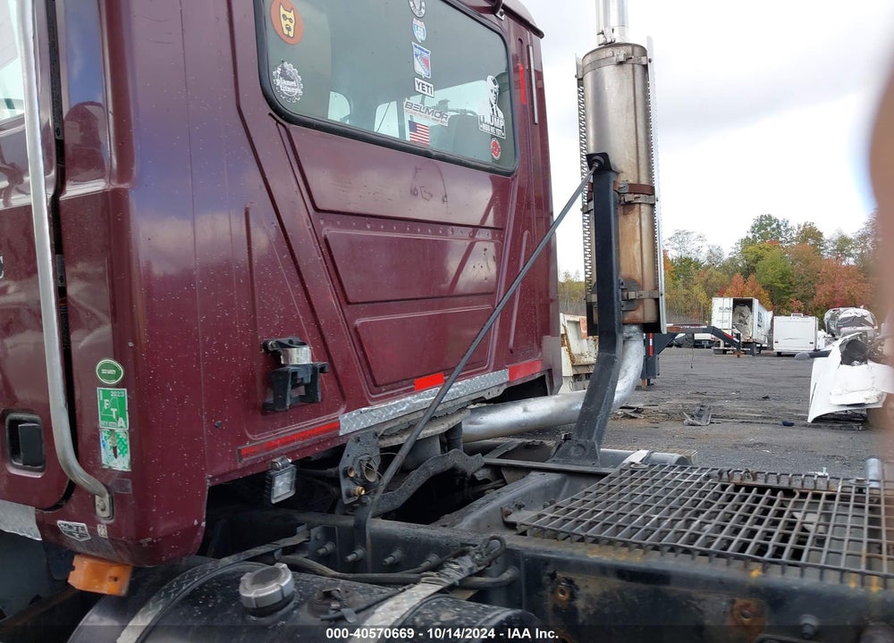 2002 MACK CH613 CH600 VIN: 1M1AA14Y32W149123