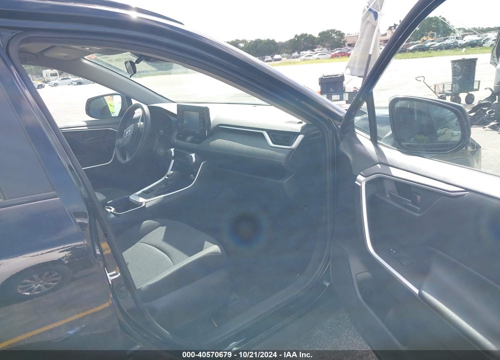 2020 TOYOTA RAV4 LE VIN: 2T3F1RFV0LC140548