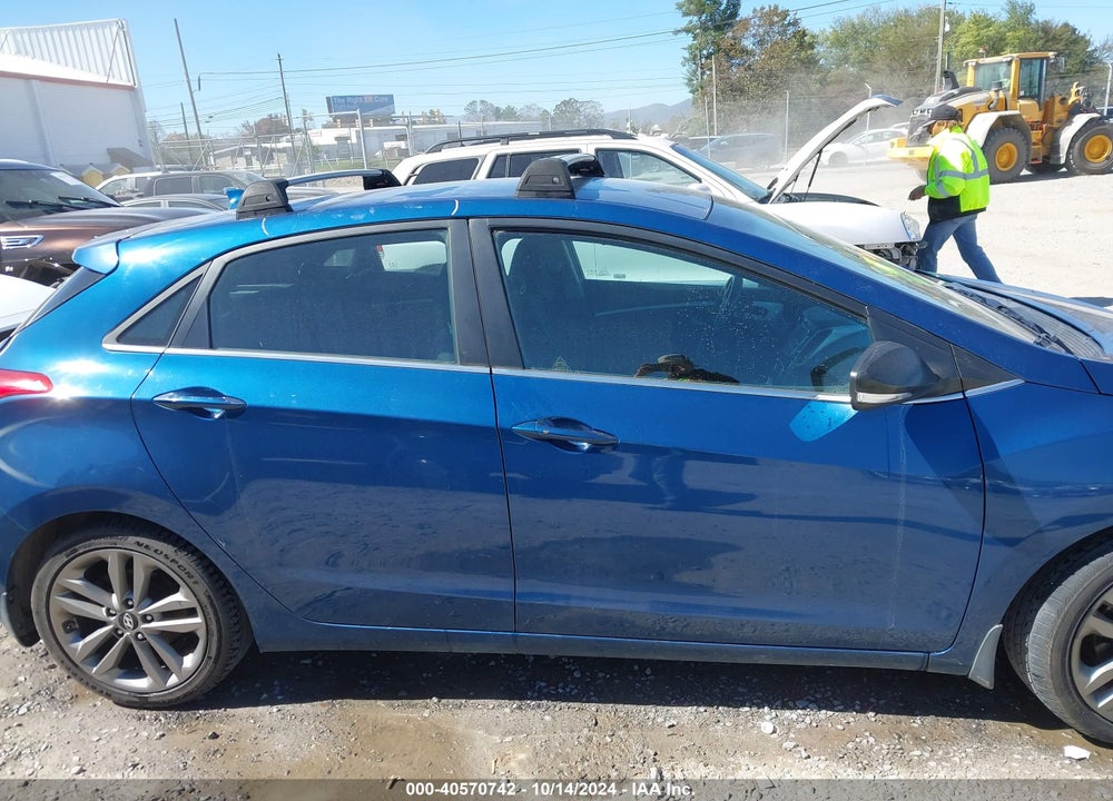 2016 HYUNDAI ELANTRA GT VIN: KMHD35LH9GU284475