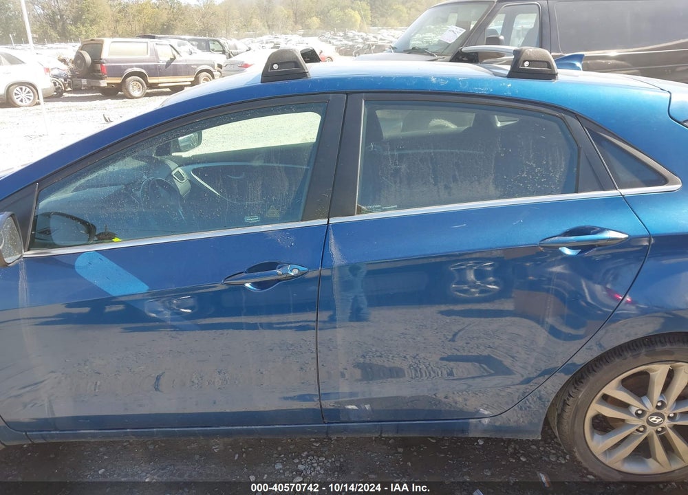 2016 HYUNDAI ELANTRA GT VIN: KMHD35LH9GU284475