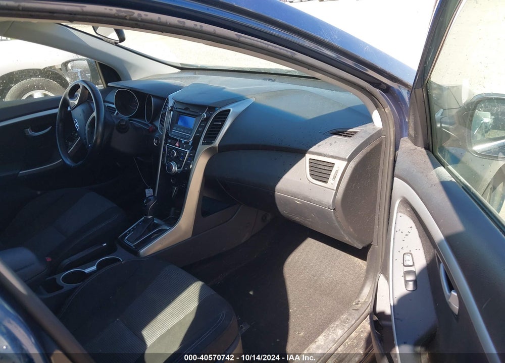 2016 HYUNDAI ELANTRA GT VIN: KMHD35LH9GU284475