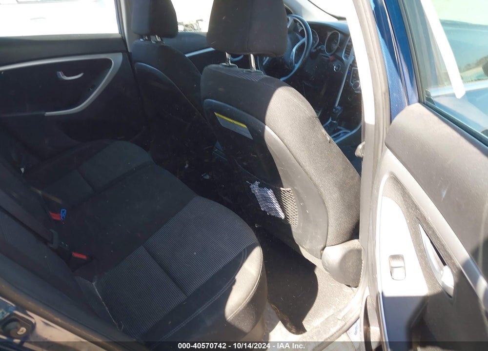2016 HYUNDAI ELANTRA GT VIN: KMHD35LH9GU284475