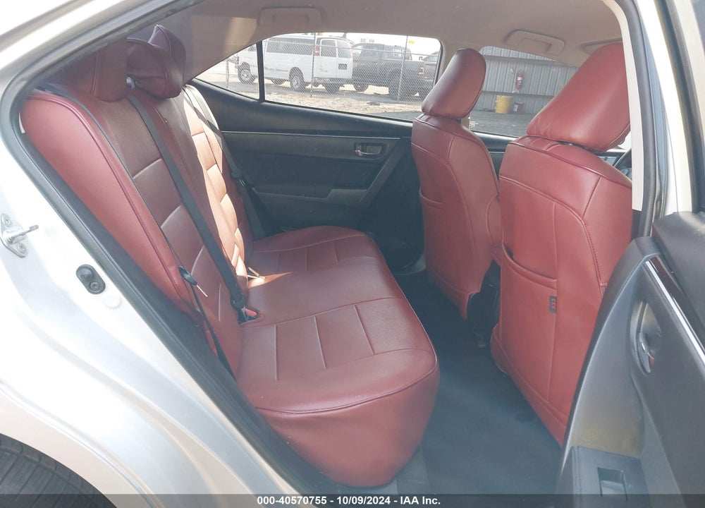 2017 TOYOTA COROLLA LE VIN: 5YFBURHE3HP589371