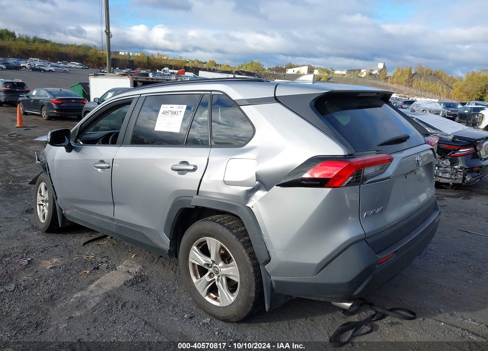 2019 TOYOTA RAV4 XLE VIN: JTMP1RFV1KD500795
