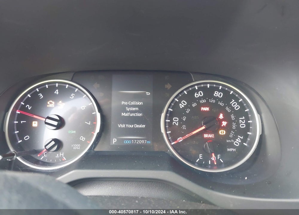 2019 TOYOTA RAV4 XLE VIN: JTMP1RFV1KD500795