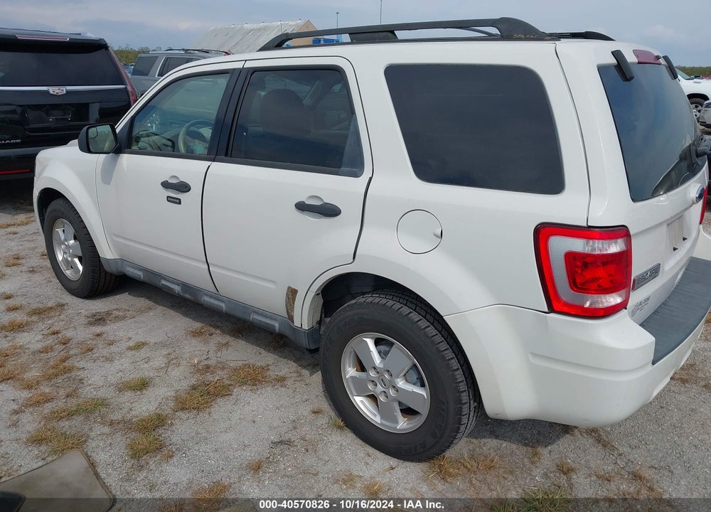 2011 FORD ESCAPE XLT VIN: 1FMCU0D77BKA53130
