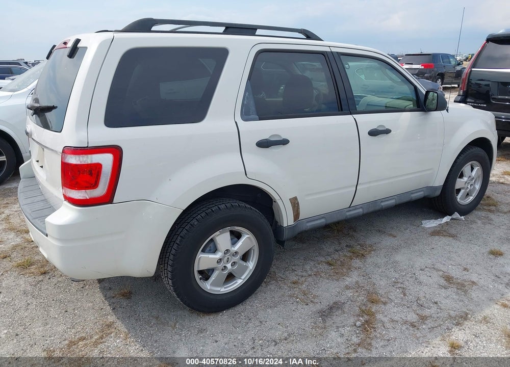 2011 FORD ESCAPE XLT VIN: 1FMCU0D77BKA53130