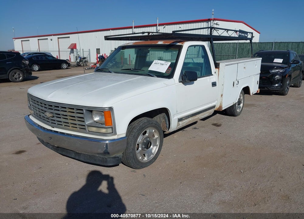 1992 CHEVROLET GMT-400 C2500 VIN: 1GCFC24H0NE216468