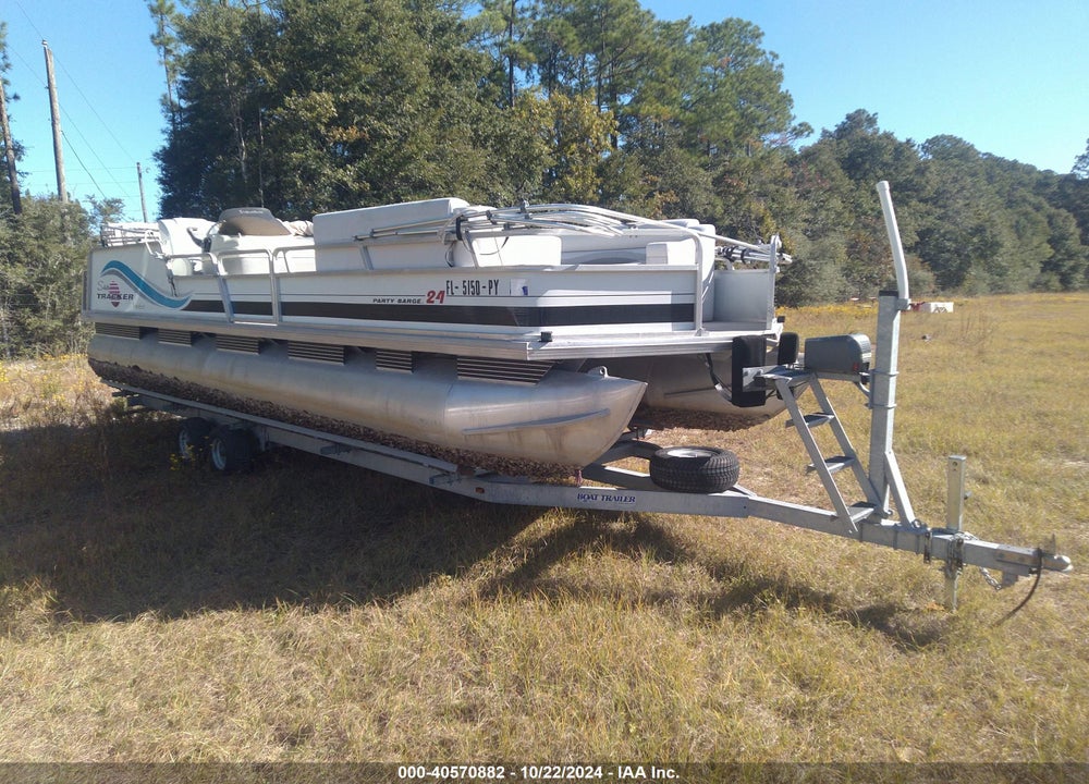 1996 SUNTRACKER PARTY BARGE VIN: BUJ33577C696