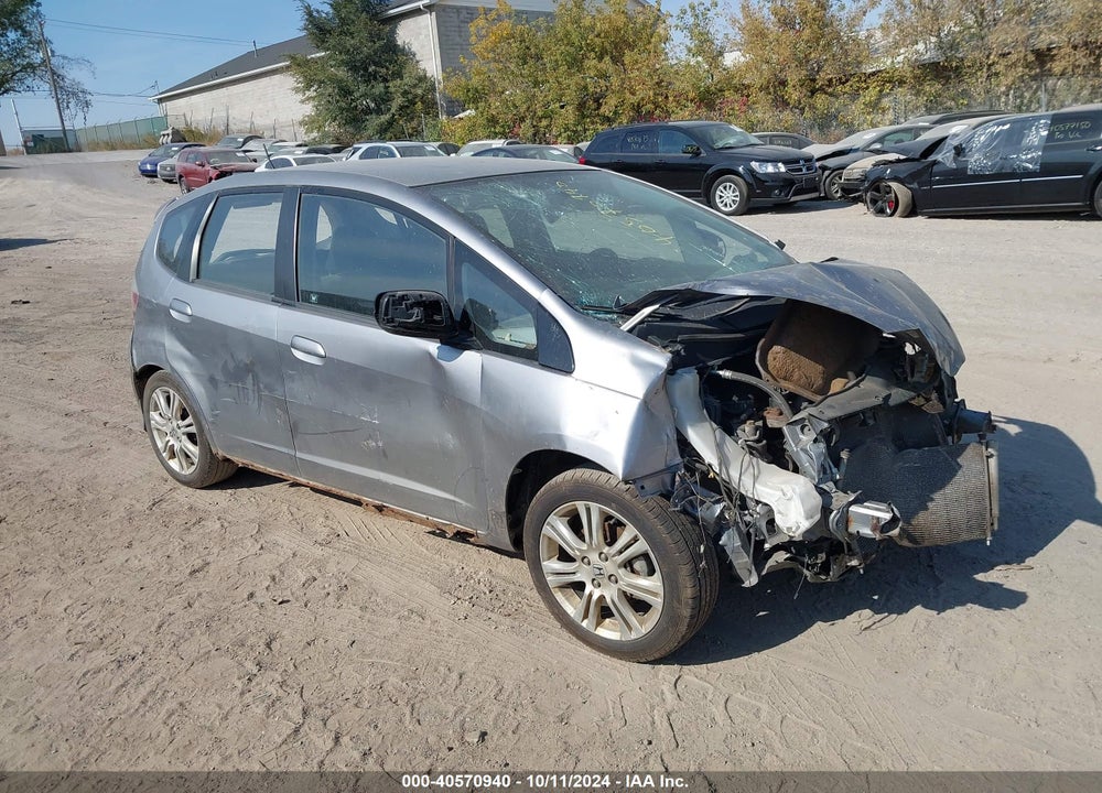 2009 HONDA FIT SPORT VIN: JHMGE884X9C005917
