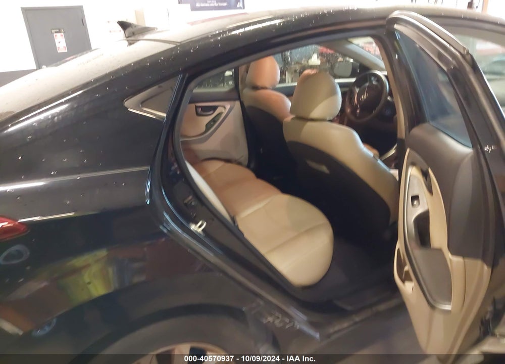 2014 HYUNDAI ELANTRA SE VIN: 5NPDH4AE4EH464706