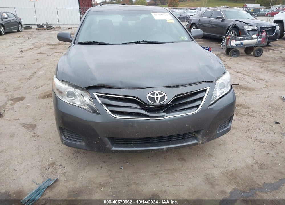 2011 TOYOTA CAMRY LE VIN: 4T1BF3EK8BU144700