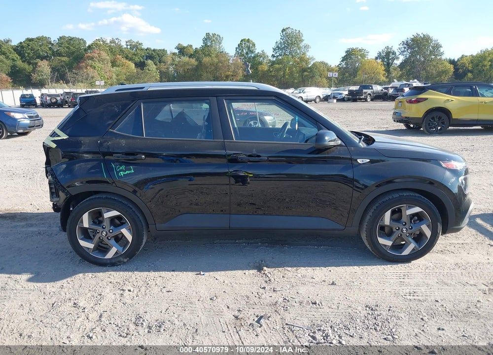2022 HYUNDAI VENUE SEL VIN: KMHRC8A38NU172472