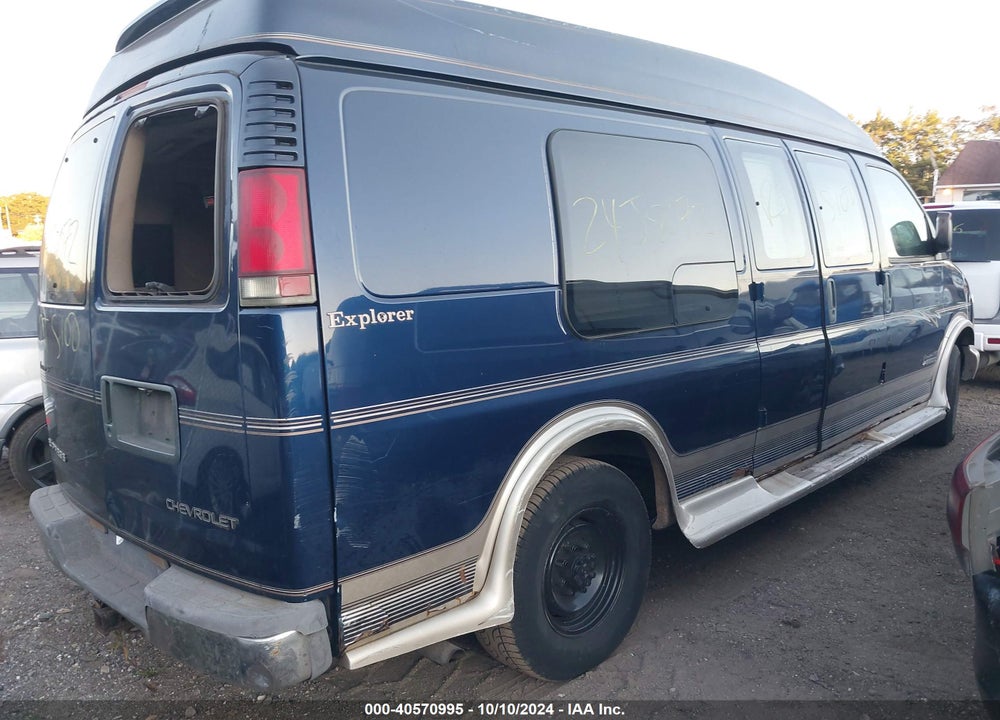 2002 CHEVROLET EXPRESS VIN: 1GCHG39G421200697