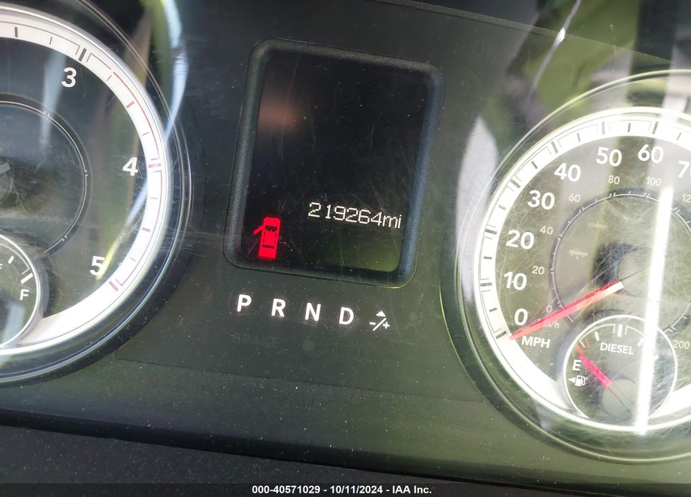 2013 RAM 2500 TRADESMAN VIN: 3C6UR5HL8DG600471