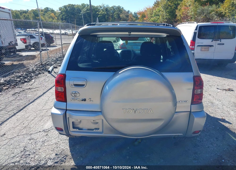 2005 TOYOTA RAV4 VIN: JTEHD20V656043837